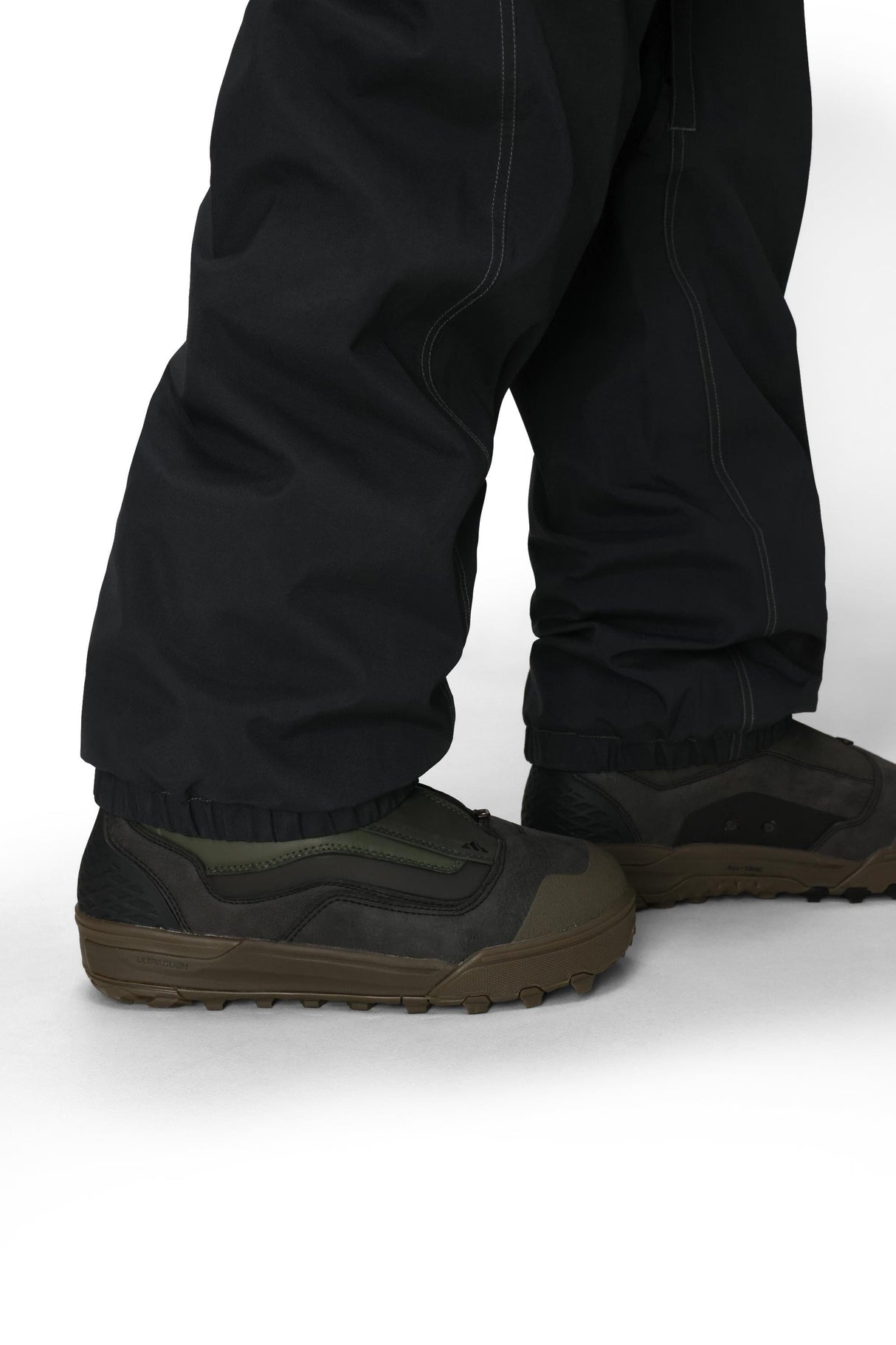 686 Dojo Snowboard Pants Black 2026 Men's Snow Pants 686