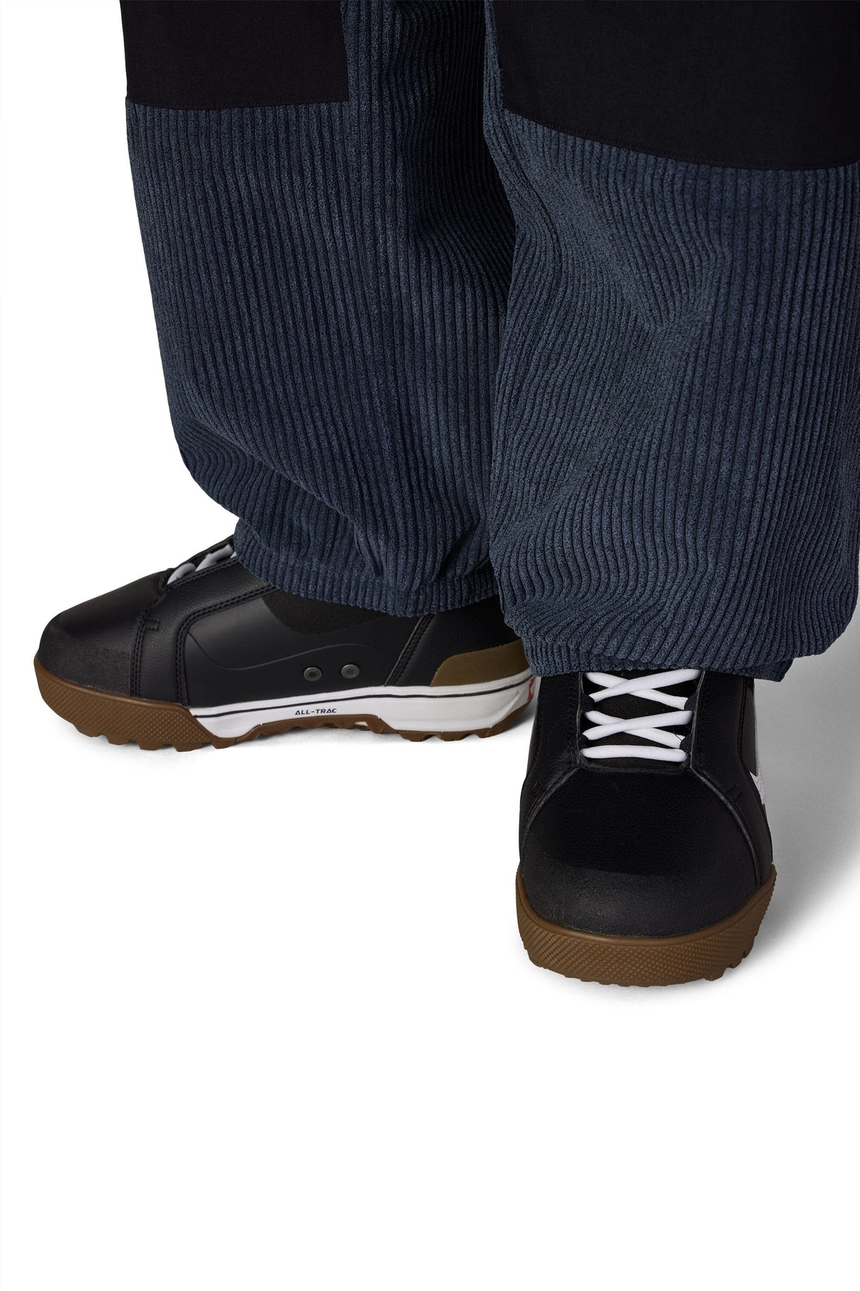686 Ghost 2.5L Snow Pants Navy Wide Whale Corduroy 2027 Men's Snow Pants 686