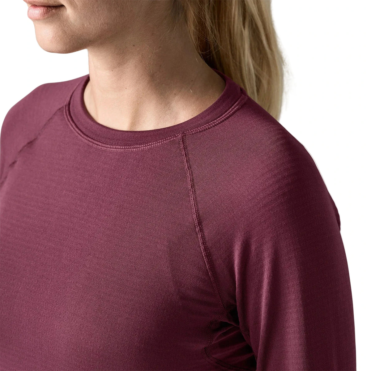 PATAGONIA Women's Capilene Thermal Weight Crewneck Berry Fig Women's Base Layers Patagonia