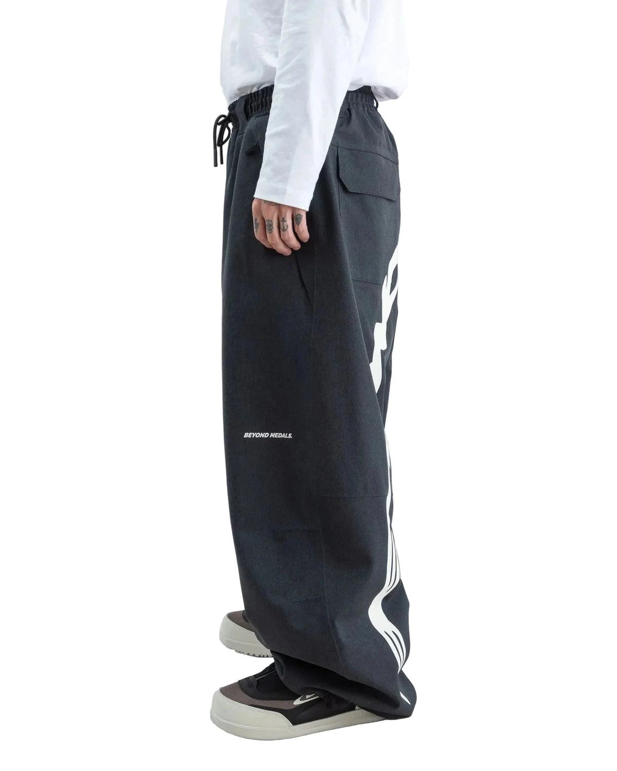 BEYOND MEDALS Park Pants Snow Pants Black 2027 Men's Snow Pants Beyond Medals