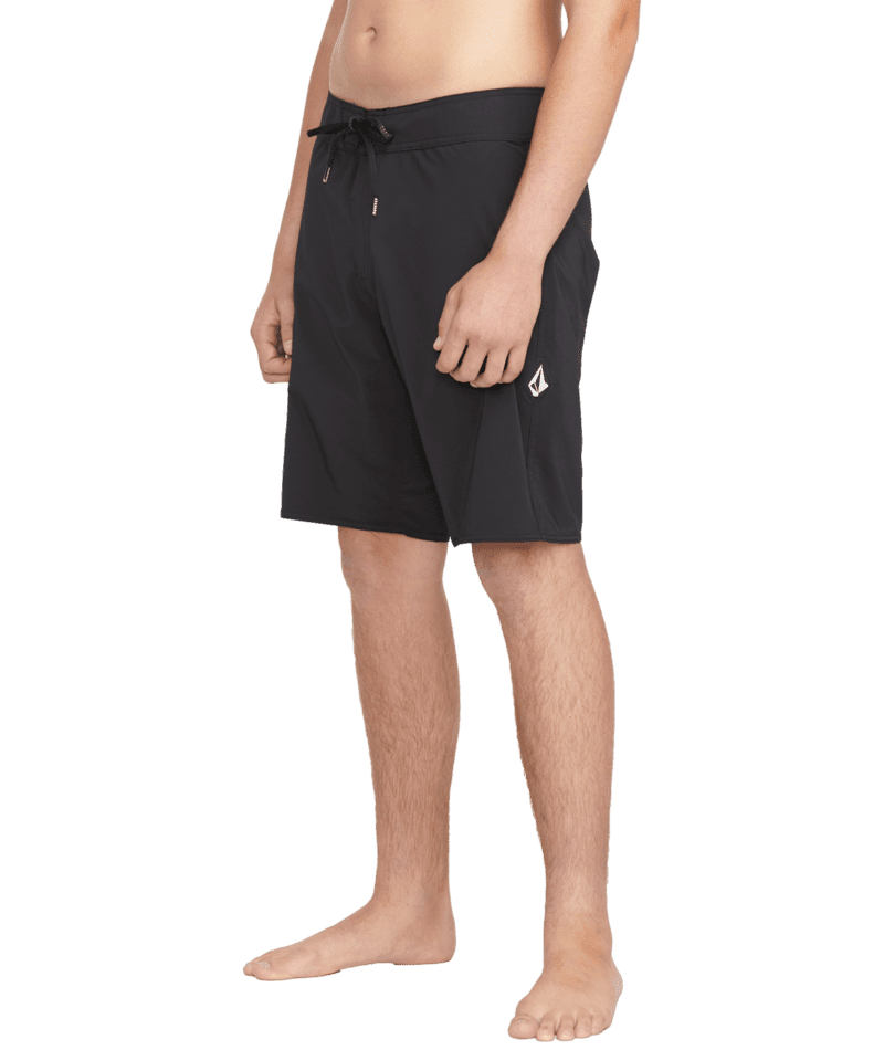 VOLCOM Lido Solid Mod 20" Boardshort Black Men's Boardshorts Volcom