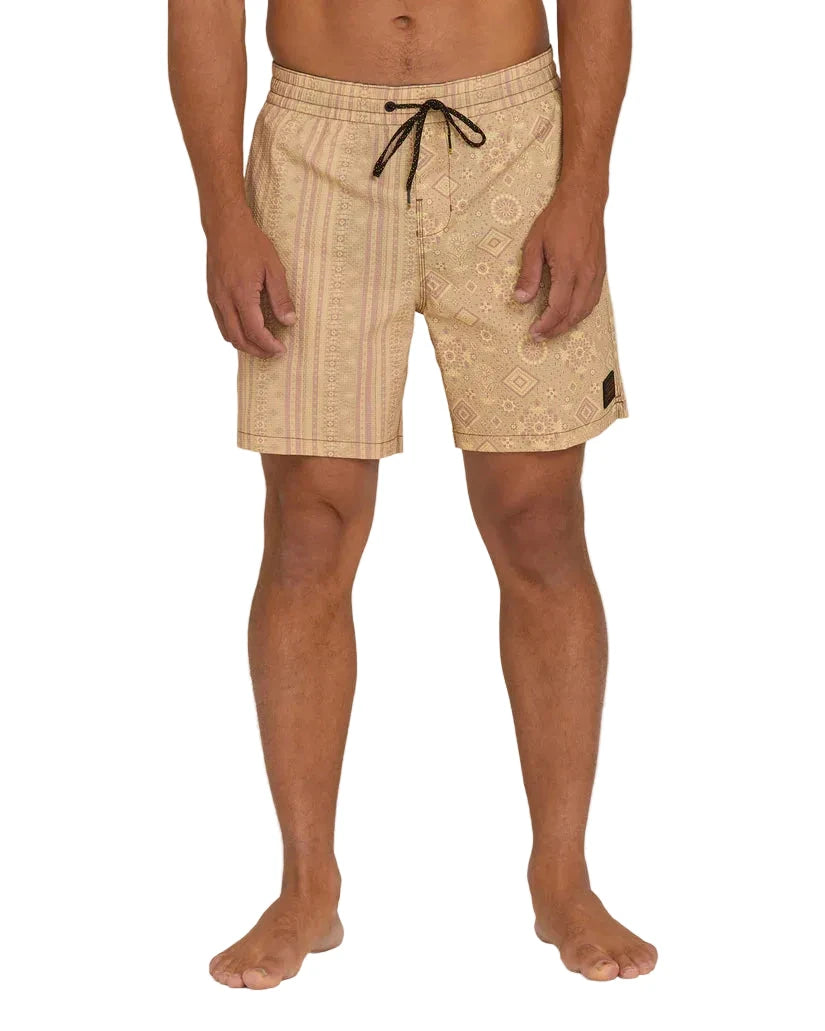 BILLABONG Day Trip Garage Layback 17" Trunk Boardshorts Oatmeal Men's Boardshorts Billabong