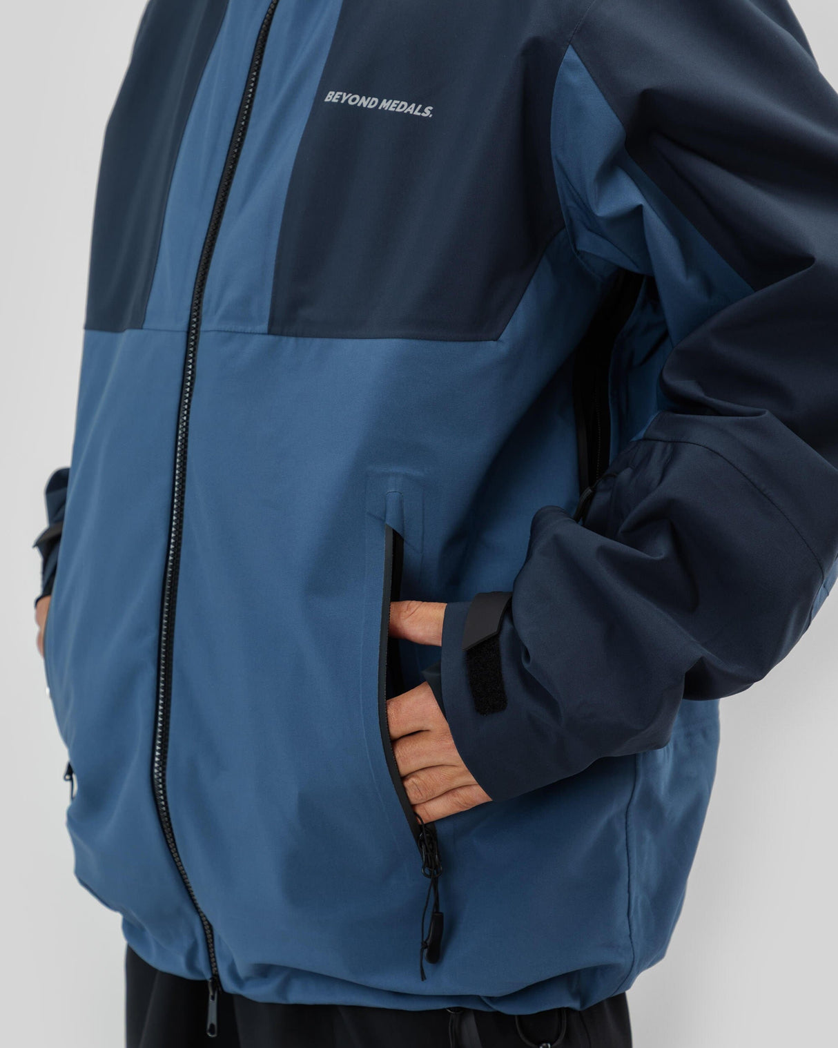 BEYOND MEDALS Tech 3L Snow Jacket Blue 2026 Men's Snow Jackets Beyond Medals