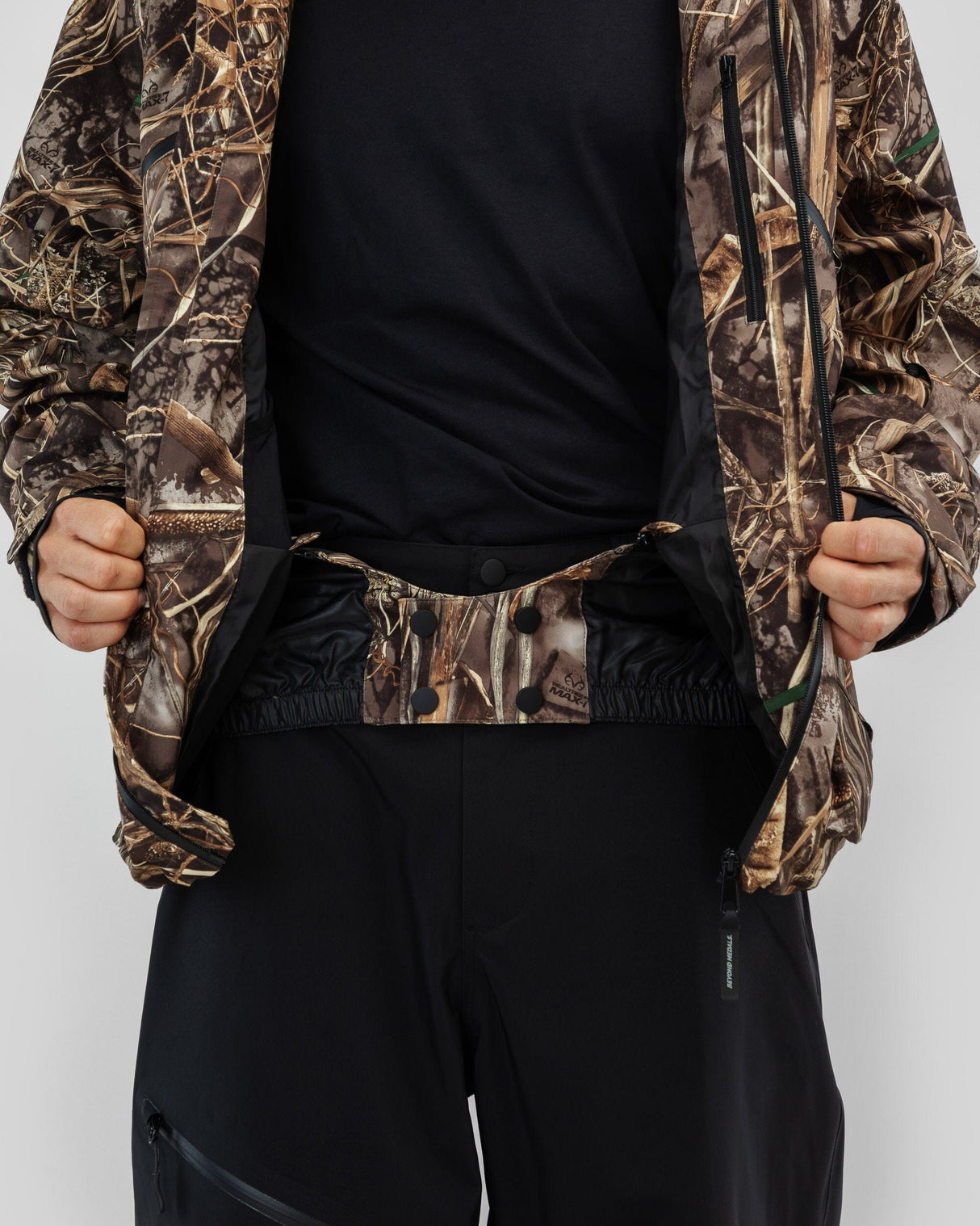 BEYOND MEDALS X 3L Snow Jacket Real Tree 2026 Men's Snow Jackets Beyond Medals