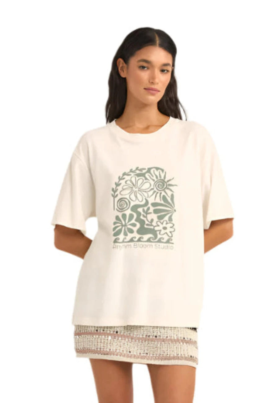 RHYTHM Women's Bloom Studio Oversized T-Shirt Natural Women's T-Shirts Rhythm