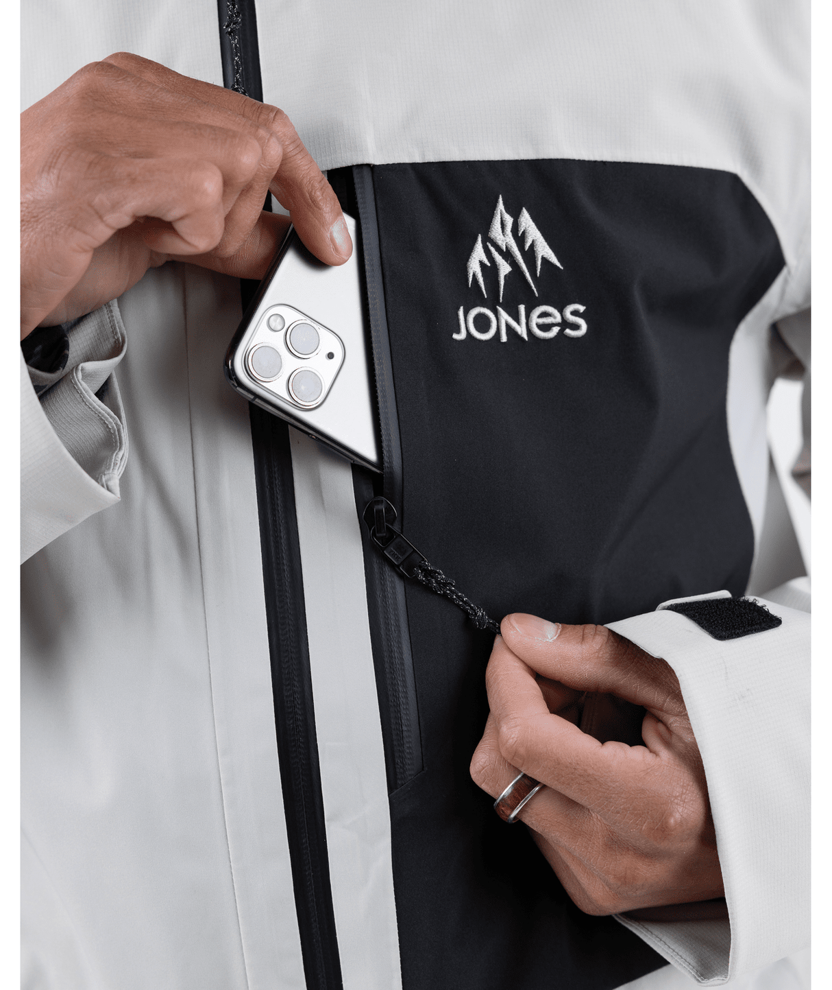 JONES MTN Surf Recycled Insulated Parka Snow Jacket Smoke Grey 2026 Men's Snow Jackets Jones Snowboards