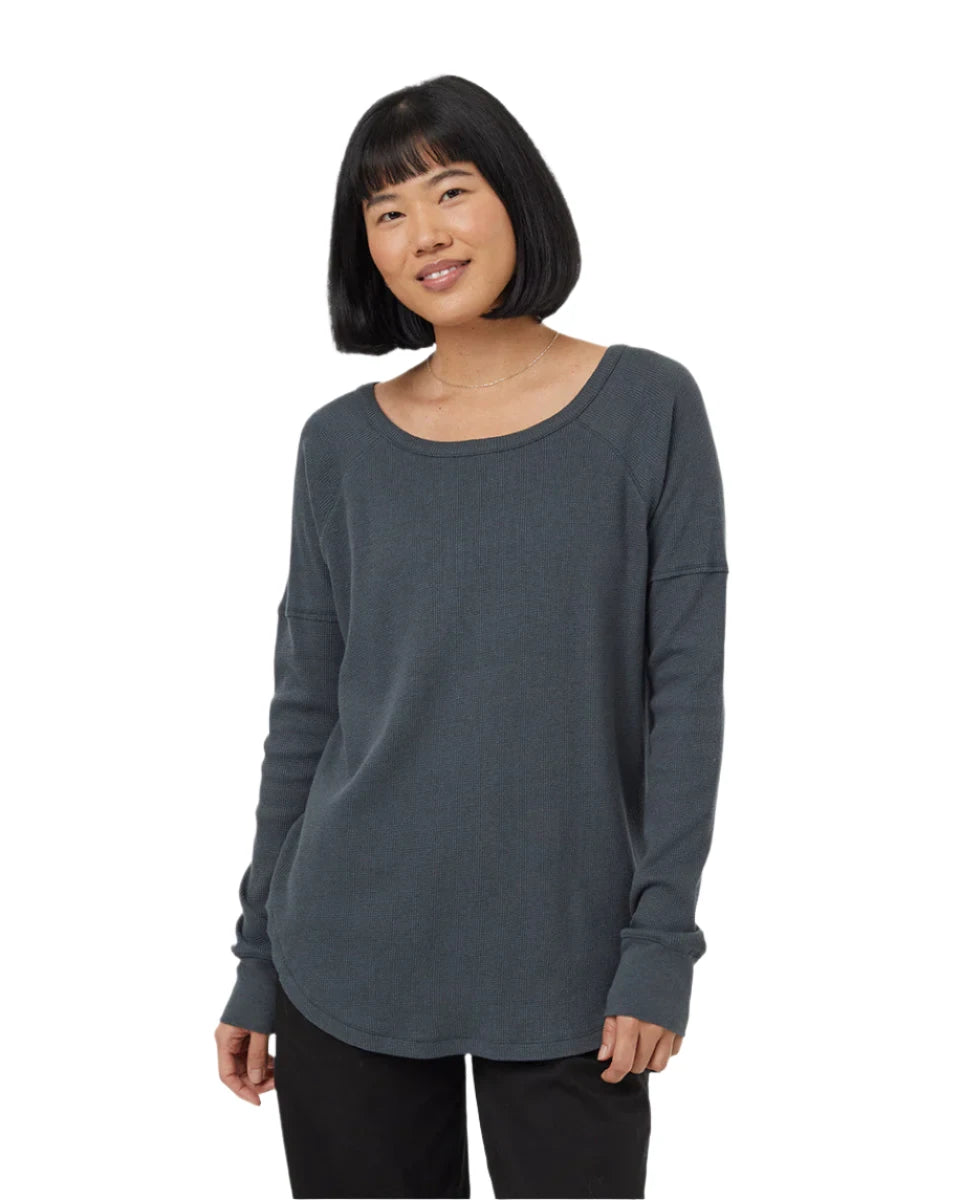 TENTREE Women's TreeWaffle Crew Longsleeve Forest River Green Women's Long Sleeve T-Shirts Tentree