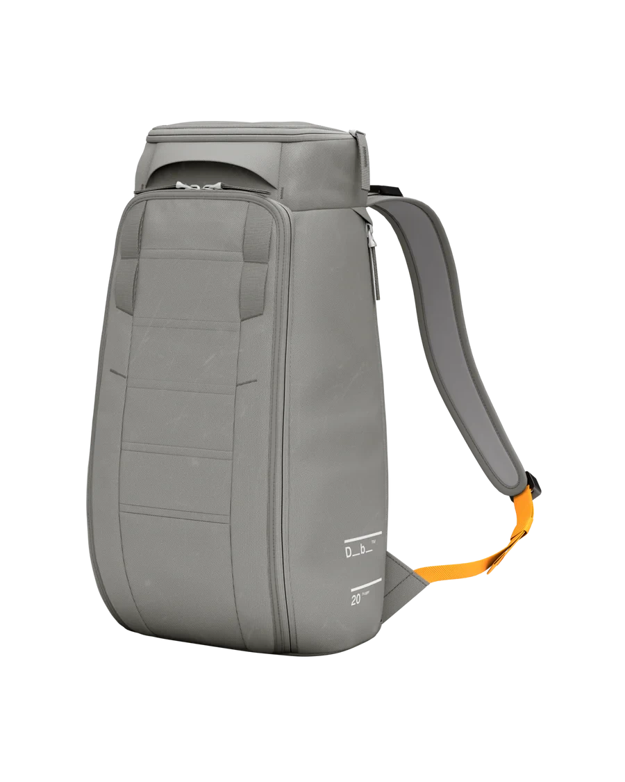 DB JOURNEY Hugger 20L Backpack Sand Grey Backpacks D_b_ Journey