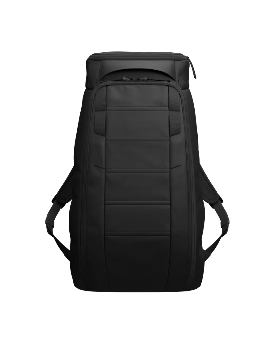 DB JOURNEY Hugger 25L Backpack Black Out Backpacks D_b_ Journey