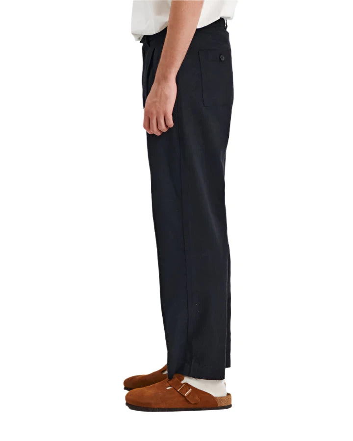 CRITICAL SLIDE Harro Linen Pleat Pant Black Men's Pants The Critical Slide Society