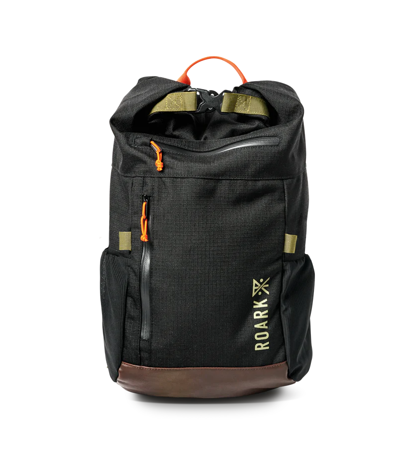 ROARK Passenger 27L 2.0 Bag Black Backpacks Roark Revival