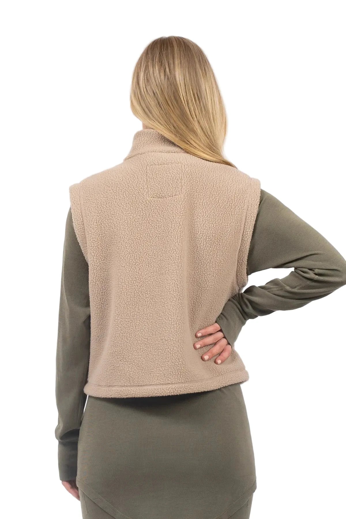 EIVY Women's Boxy Sherpa Vest Sand Women's Vests Eivy