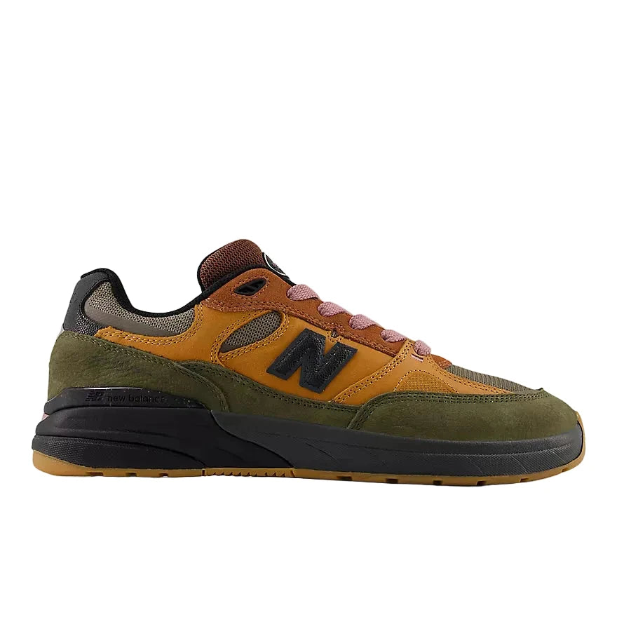 NB NUMERIC Mike Gigliotti x NB Numeric 933 Reynolds Shoes True Brown/Candy Pink Men's Skate Shoes New Balance