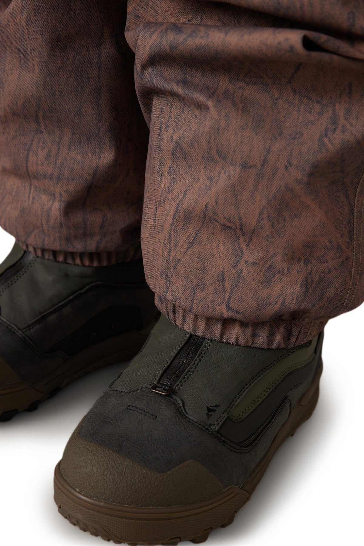 686 Dojo Shell Snow Pants Brown Crinkle Wash 2027 Men's Snow Pants 686 
