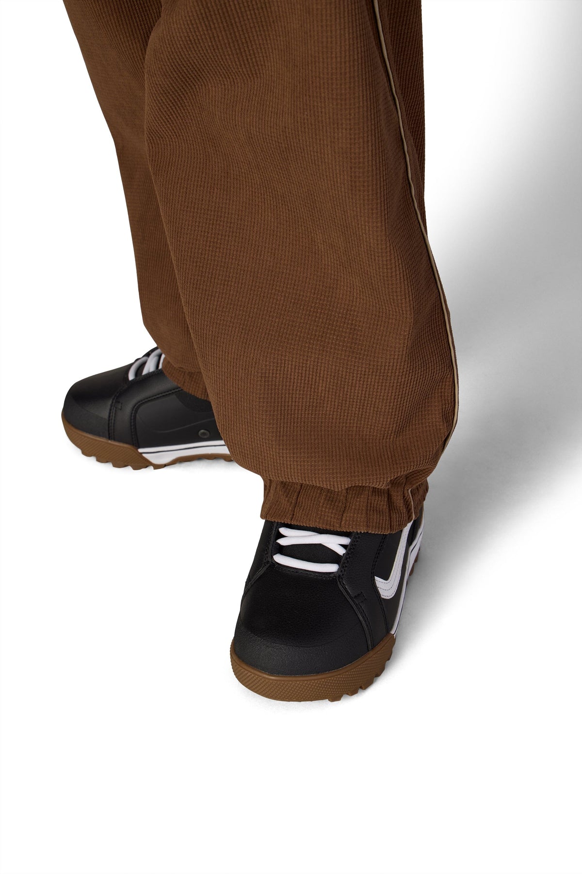 686 Women's Hellcat Shell Snow Pants Dark Earth Grid Corduroy 2027 Women's Snow Pants 686 