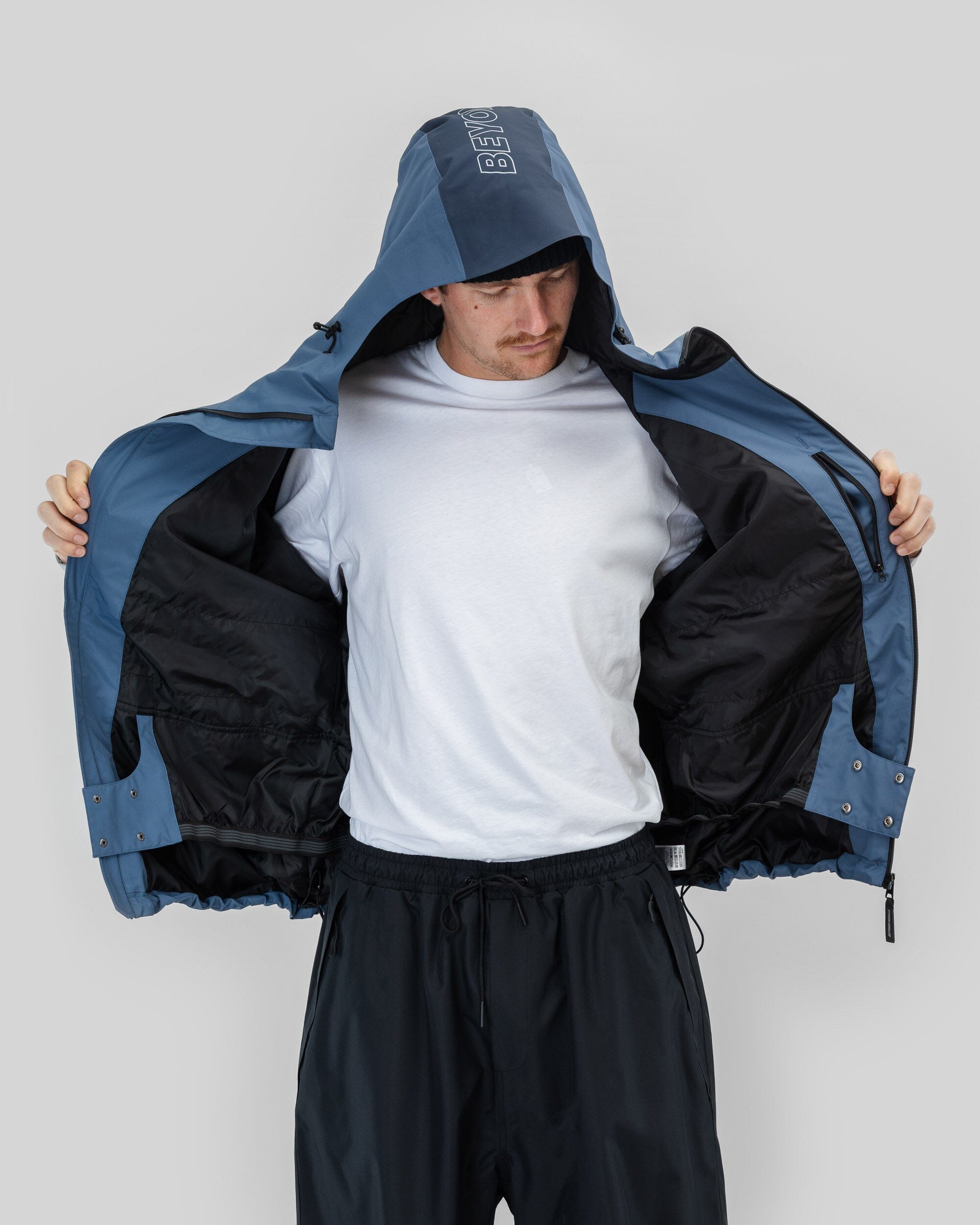 BEYOND MEDALS Nostalgia 2L Snow Jacket Blue 2026 – Freeride Boardshop