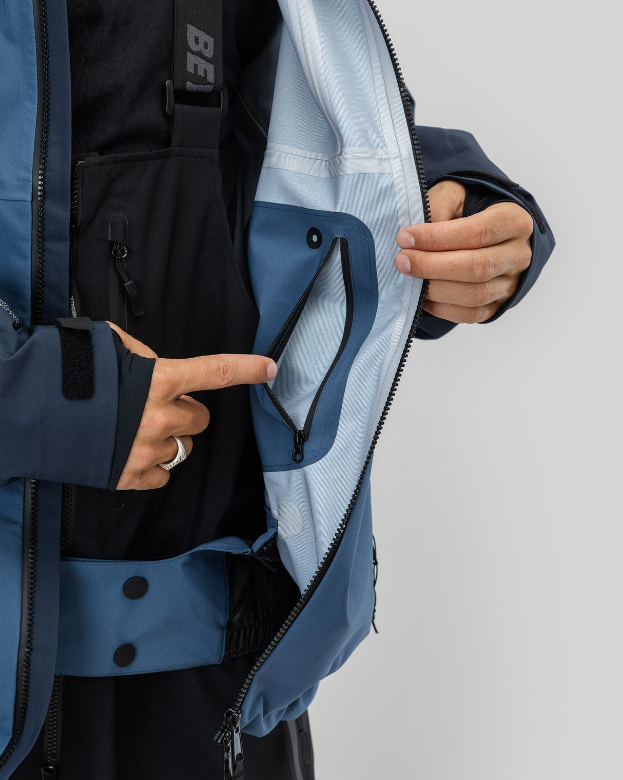 BEYOND MEDALS Tech 3L Snow Jacket Blue 2026 Men's Snow Jackets Beyond Medals 