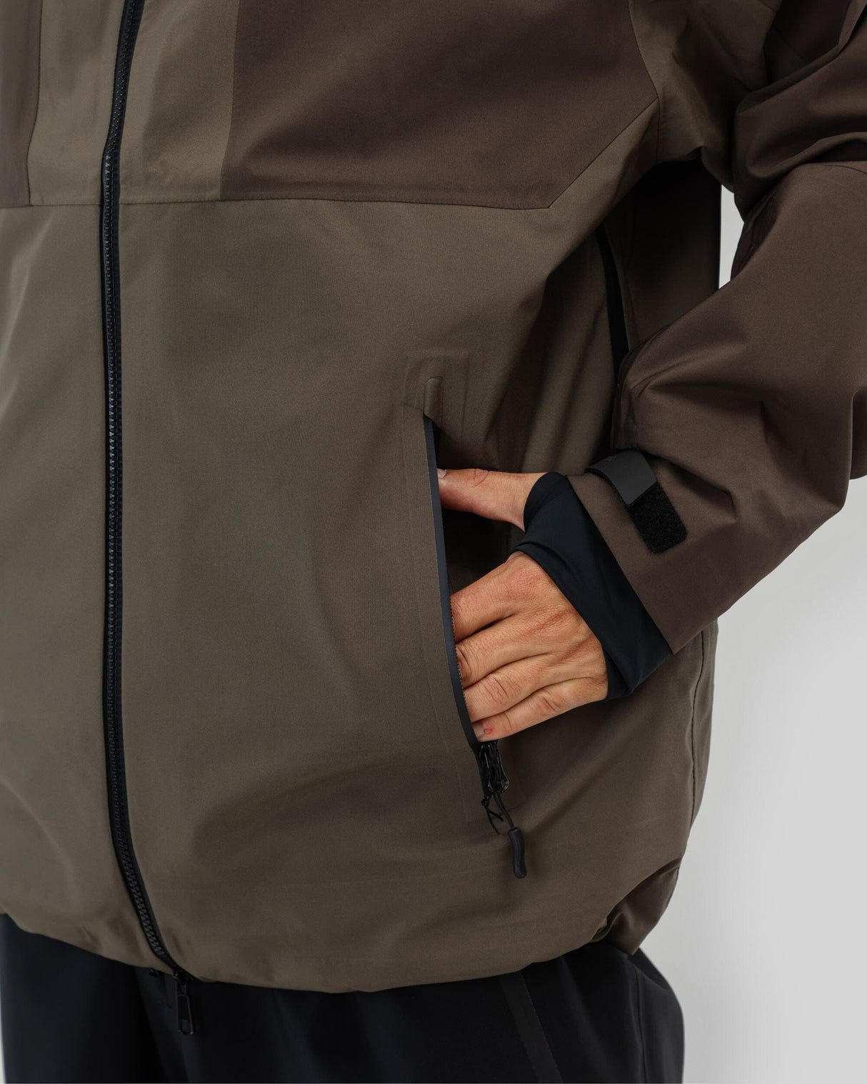 BEYOND MEDALS Tech 3L Snow Jacket Brown 2026 Men's Snow Jackets Beyond Medals 