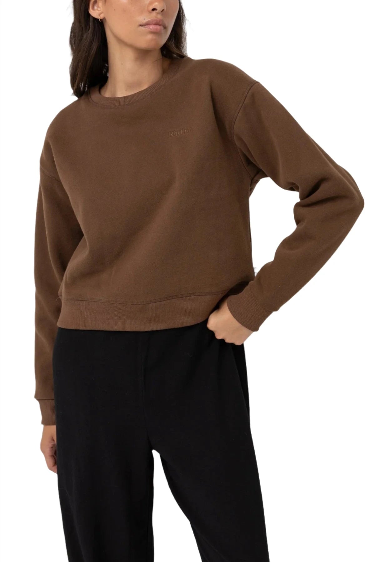 RHYTHM Women s Classic Crew Neck Fleece Chocolate L