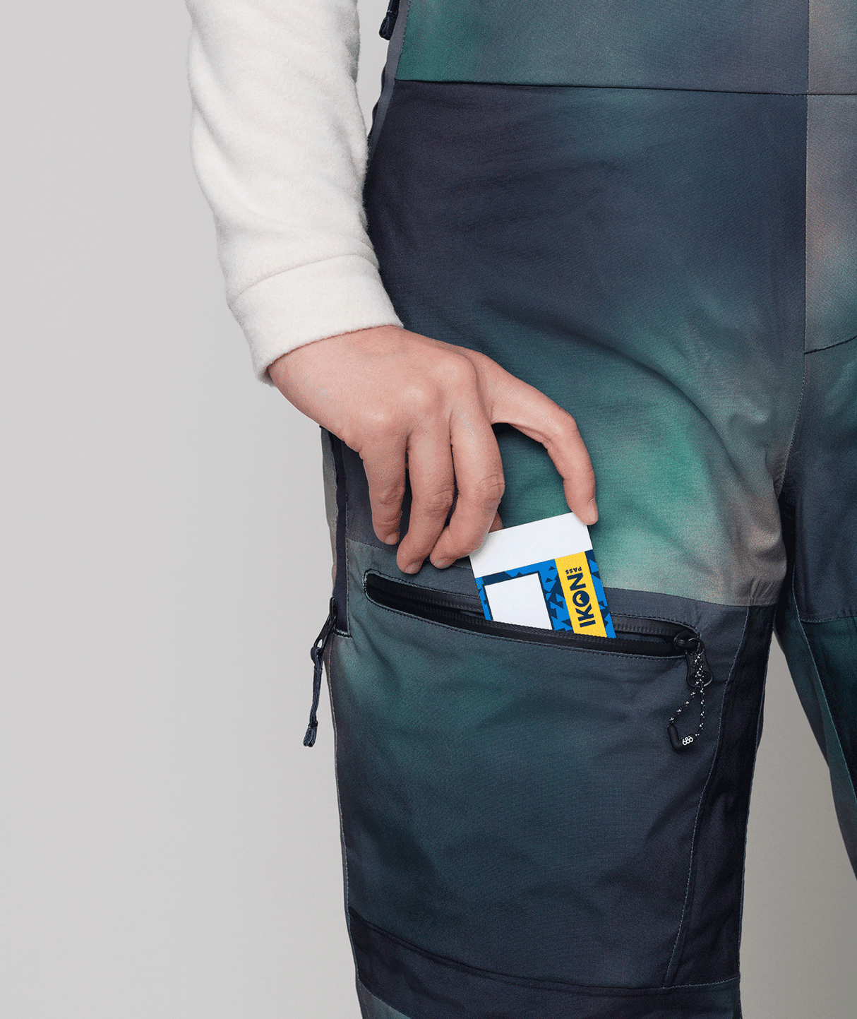 686 Women's Geode Thermagraph Bib Snowboard Pants Spearmint Spray 2024 Women's Snow Bib Pants 686 