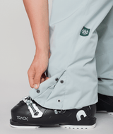 686 Women's Geode Thermagraph Snowboard Pants Dusty Sage 2024 Women's Snow Pants 686 