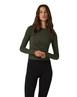 VUORI Women's Long Sleeve Surge Seamless T-Shirt Army Women's Long Sleeve T-Shirts Vuori 