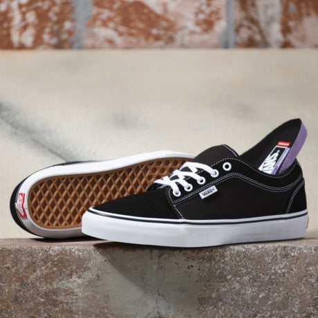 VANS Skate Chukka Low Shoes Black/White Men's Skate Shoes Vans 