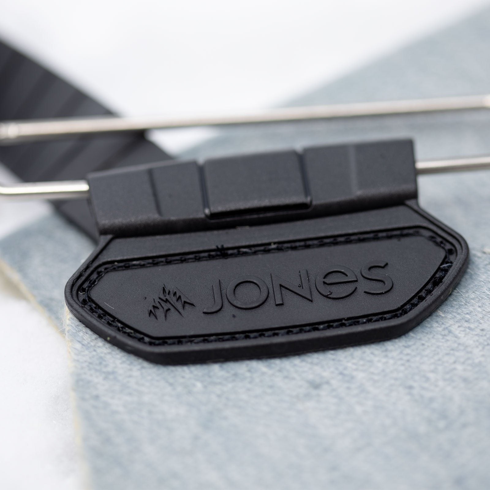 JONES Nomad Quick Tension Tail Clip Splitboard Skins Grey Group A 2023 Splitboard Skins Jones Snowboards 
